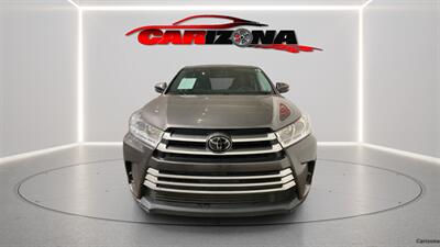 2017 Toyota Highlander LE   - Photo 8 - Mesa, AZ 85201