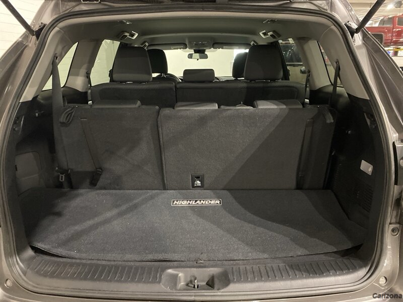 2017 Toyota Highlander LE - Photo 5 - Mesa, AZ 85201