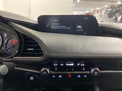 2020 Mazda Mazda3 Sedan Preferred   - Photo 13 - Mesa, AZ 85201