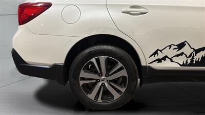 2018 Subaru Outback 3.6R Limited   - Photo 34 - Mesa, AZ 85201