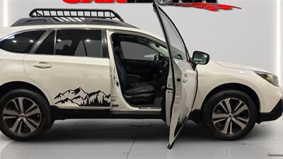 2018 Subaru Outback 3.6R Limited   - Photo 16 - Mesa, AZ 85201