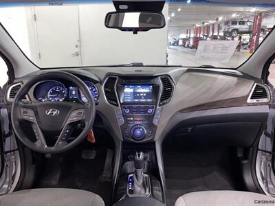 2017 Hyundai SANTA FE SE   - Photo 12 - Mesa, AZ 85201