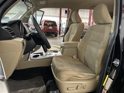 2011 Toyota 4Runner SR5 - Photo 9 - Mesa, AZ 85201