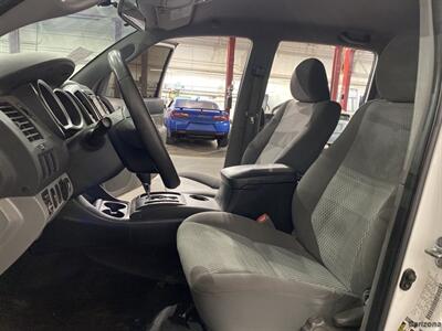 2014 Toyota Tacoma PreRunner V6   - Photo 9 - Mesa, AZ 85201