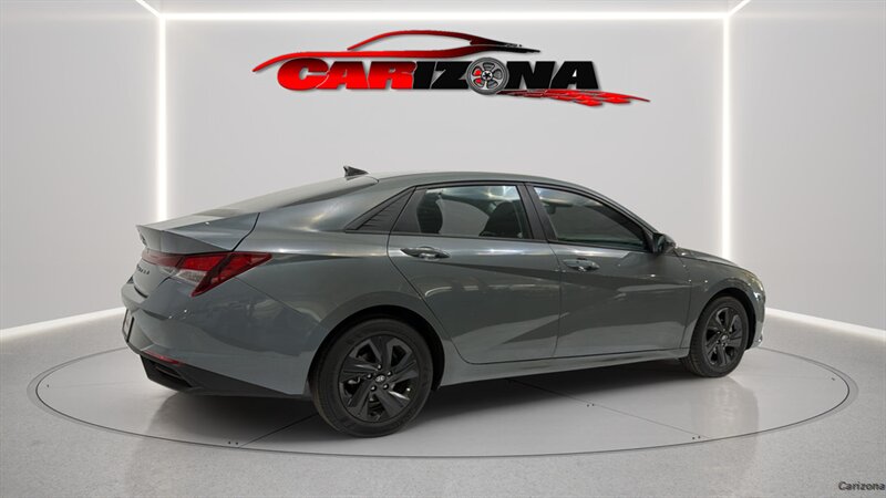 2022 Hyundai ELANTRA SEL - Photo 11 - Mesa, AZ 85201