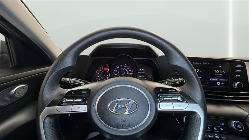 2022 Hyundai ELANTRA SEL - Photo 30 - Mesa, AZ 85201