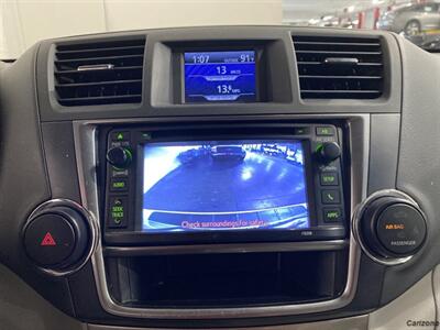 2013 Toyota Highlander   - Photo 16 - Mesa, AZ 85201