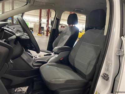2015 Ford Escape SE   - Photo 9 - Mesa, AZ 85201