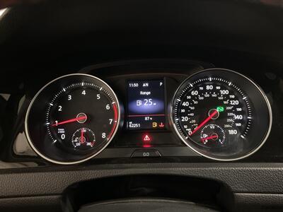 2018 Volkswagen Golf GTI 2.0T SE   - Photo 12 - Mesa, AZ 85201