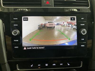 2018 Volkswagen Golf GTI 2.0T SE   - Photo 15 - Mesa, AZ 85201