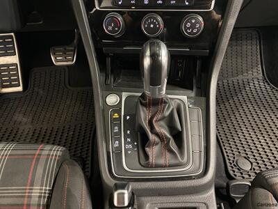 2018 Volkswagen Golf GTI 2.0T SE   - Photo 14 - Mesa, AZ 85201