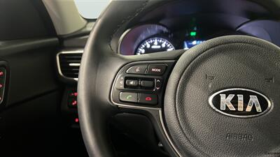 2018 Kia Optima EX   - Photo 27 - Mesa, AZ 85201