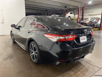 2018 Toyota Camry LE   - Photo 5 - Mesa, AZ 85201