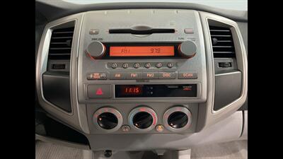 2006 Toyota Tacoma PreRunner V6   - Photo 16 - Mesa, AZ 85201