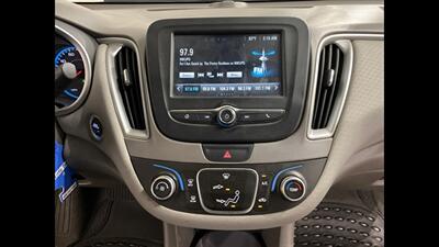 2016 Chevrolet Malibu LS   - Photo 13 - Mesa, AZ 85201