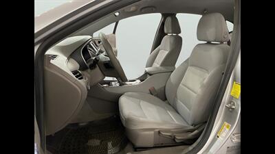 2016 Chevrolet Malibu LS   - Photo 9 - Mesa, AZ 85201