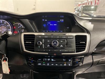 2017 Honda Accord LX   - Photo 11 - Mesa, AZ 85201