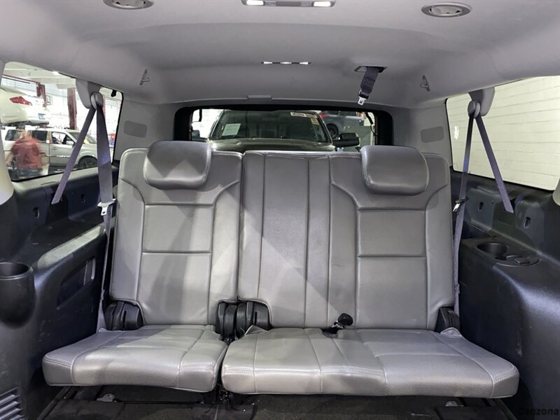 2017 Chevrolet Suburban LS - Photo 11 - Mesa, AZ 85201