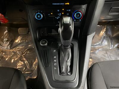 2015 Ford Focus SE   - Photo 17 - Mesa, AZ 85201