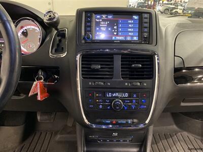 2015 Dodge Grand Caravan SXT   - Photo 14 - Mesa, AZ 85201