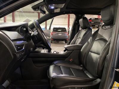 2019 Cadillac XT4 Premium Luxury   - Photo 9 - Mesa, AZ 85201