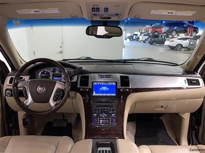 2014 Cadillac Escalade Luxury   - Photo 15 - Mesa, AZ 85201
