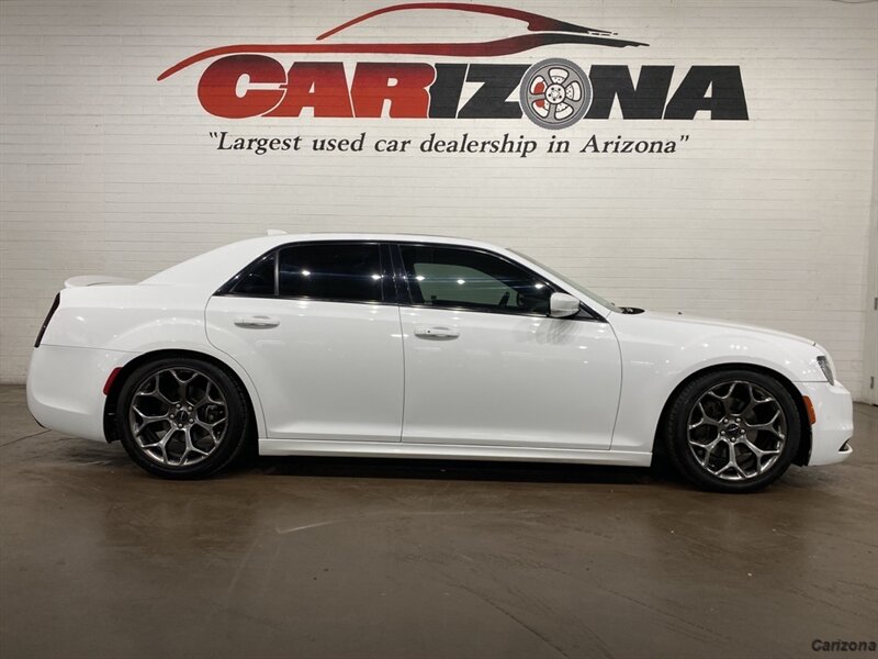2016 Chrysler 300 Series S  