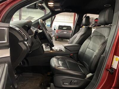 2018 Ford Explorer Limited   - Photo 9 - Mesa, AZ 85201