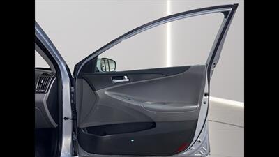 2012 Hyundai SONATA GLS   - Photo 12 - Mesa, AZ 85201