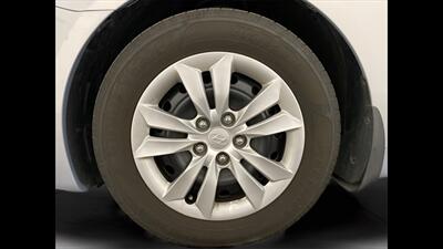 2012 Hyundai SONATA GLS   - Photo 19 - Mesa, AZ 85201