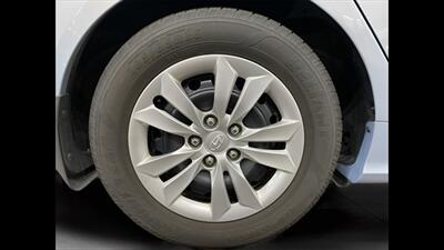 2012 Hyundai SONATA GLS   - Photo 21 - Mesa, AZ 85201