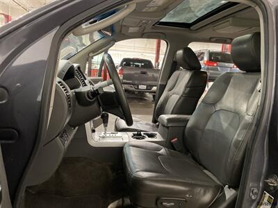 2012 Nissan Pathfinder Silver   - Photo 9 - Mesa, AZ 85201