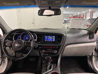 2015 Kia Optima EX   - Photo 14 - Mesa, AZ 85201