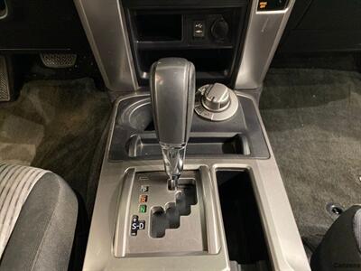 2014 Toyota 4Runner Limited   - Photo 18 - Mesa, AZ 85201