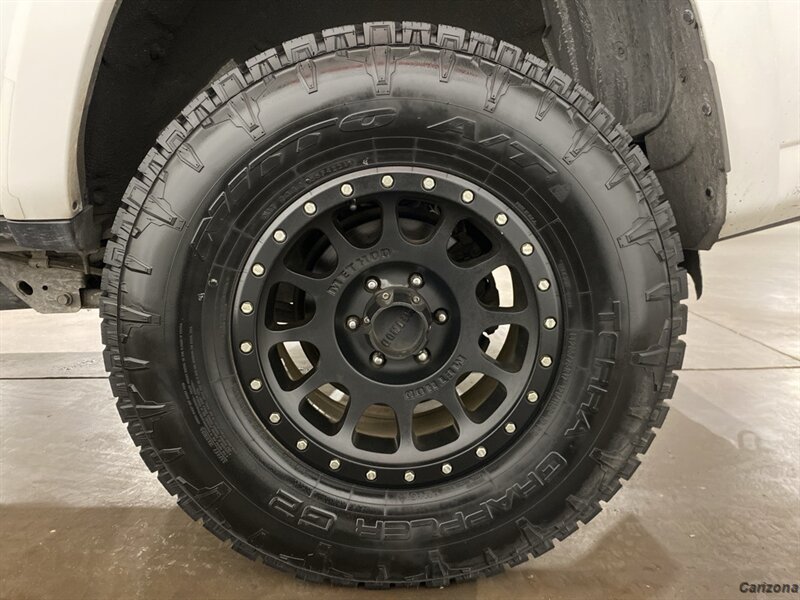 2014 Toyota 4Runner SR5 - Photo 22 - Mesa, AZ 85201