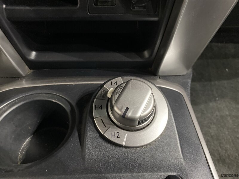 2014 Toyota 4Runner SR5 - Photo 17 - Mesa, AZ 85201