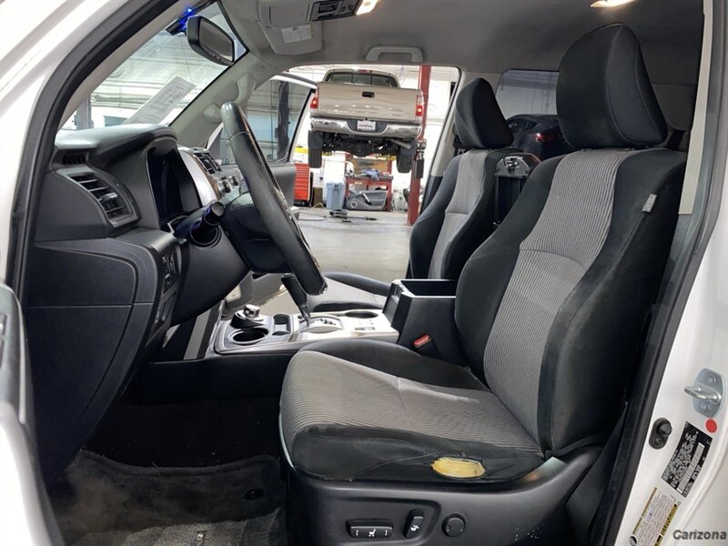 2014 Toyota 4Runner SR5 - Photo 10 - Mesa, AZ 85201