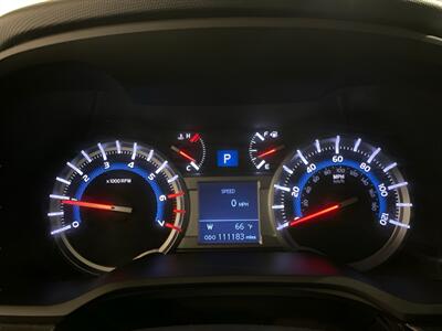 2014 Toyota 4Runner Limited   - Photo 15 - Mesa, AZ 85201