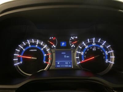 2014 Toyota 4Runner SR5 - Photo 15 - Mesa, AZ 85201