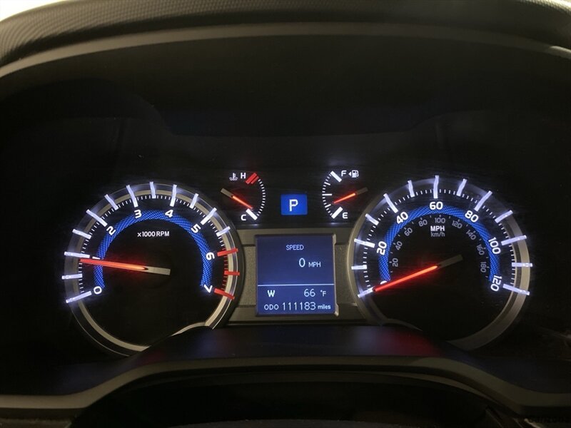 2014 Toyota 4Runner SR5 - Photo 15 - Mesa, AZ 85201