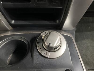 2014 Toyota 4Runner Limited   - Photo 17 - Mesa, AZ 85201