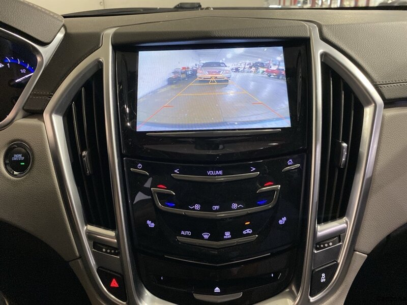 2014 Cadillac SRX Luxury Collection   - Photo 15 - Mesa, AZ 85201