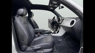 2019 Volkswagen Beetle-Classic 2.0T SE   - Photo 11 - Mesa, AZ 85201