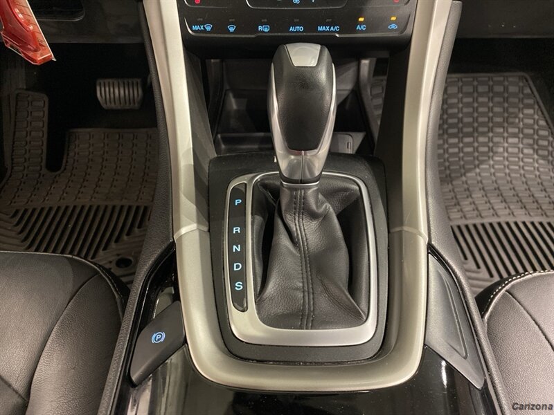 2015 Ford Fusion SE   - Photo 14 - Mesa, AZ 85201