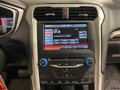 2015 Ford Fusion SE   - Photo 13 - Mesa, AZ 85201