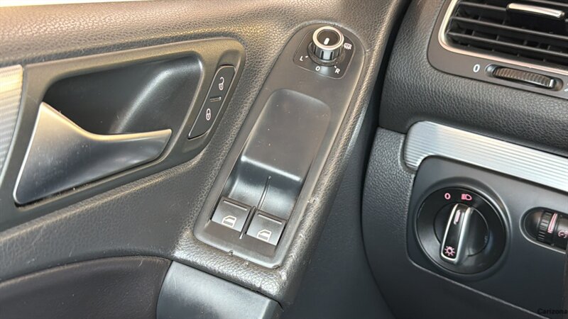 2012 Volkswagen Golf R R 4Motion - Photo 18 - Mesa, AZ 85201