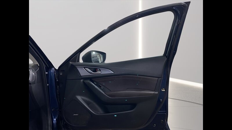 2017 Mazda Mazda3 Grand Touring - Photo 11 - Mesa, AZ 85201