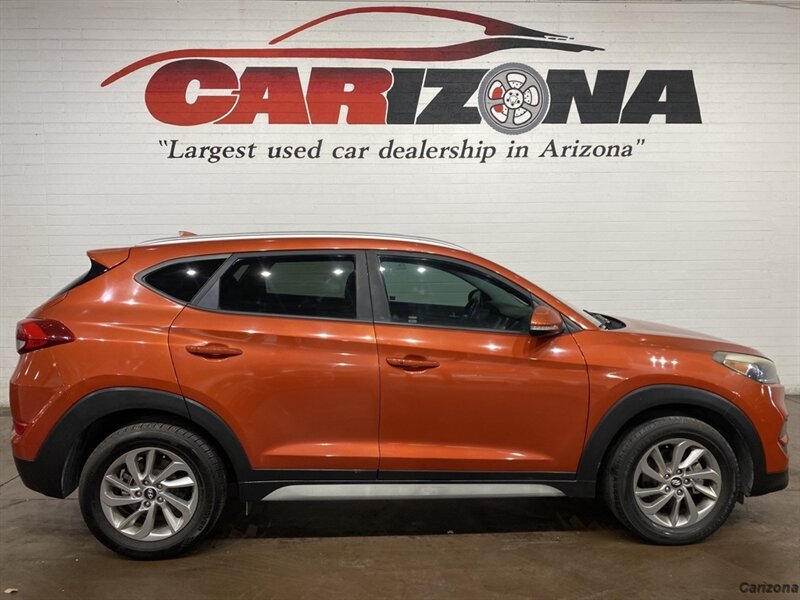 2017 Hyundai TUCSON SE Plus - Photo 1 - Mesa, AZ 85201
