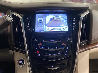 2016 Cadillac Escalade   - Photo 13 - Mesa, AZ 85201