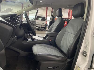 2019 Ford Escape SE   - Photo 9 - Mesa, AZ 85201